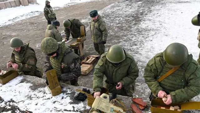 
								Российские регионы в течение года в 5 раз подняли выплаты за отправку на войну			